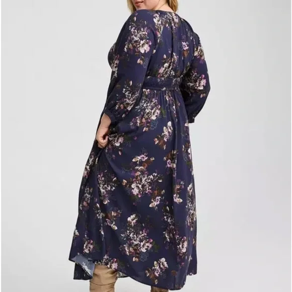 Torrid Maxi 3/4 Raglan Sleeve V-Neck Dress - Picture 2 of 8